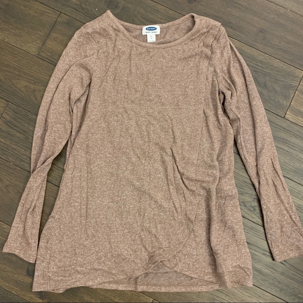 Maternity/nursing long sleeve